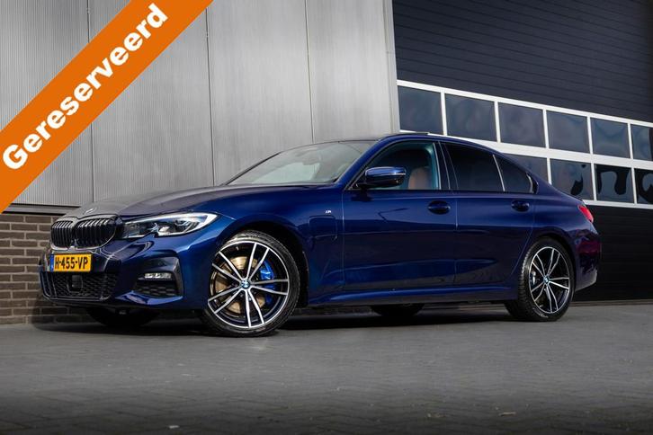 BMW 3-serie 330e 293 pk eDrive Edition/ M-Sportpakket / BTW-, Auto's, BMW, Bedrijf, Te koop, 3-Serie, 360° camera, ABS, Achteruitrijcamera