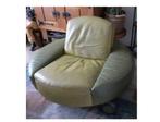Leolux Pastille fauteuil loveseat rond poef groen olijf tint, Huis en Inrichting, Fauteuils, Ophalen, Gebruikt, 100 tot 125 cm
