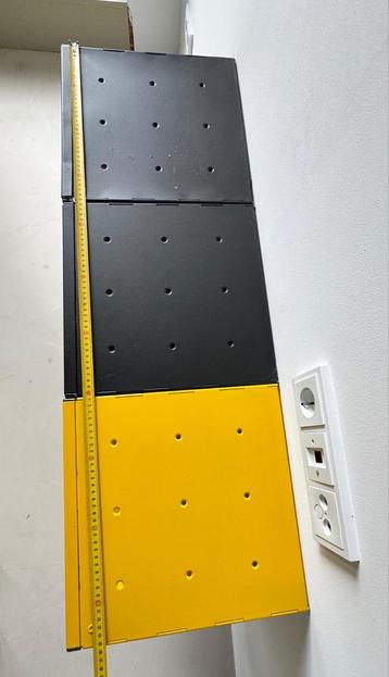 Graepel Wandkasten - Metaal - Set van 3 beschikbaar voor biedingen