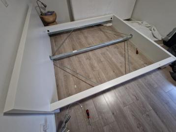 Ikea 2 persoonsbed ( 1.80 x 2.00 ) stijl Malm - afbeelding 2