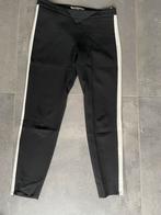 Zwarte broek met creme kleur bies/streep van Vanilia maat 36, Kleding | Dames, Vanilia, Zwart, Ophalen of Verzenden, Zo goed als nieuw