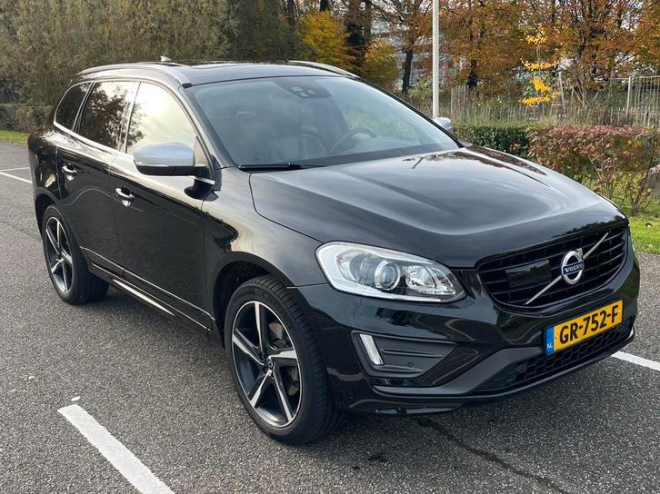 Volvo XC60 2.0 T5 AUT 2015 Zwart - R Design full option, Auto's, Volvo, Particulier, ABS, Achteruitrijcamera, Adaptieve lichten