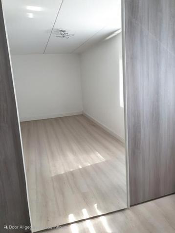 Grote kledingkast met spiegeldeur - Zilver eiken beschikbaar voor biedingen