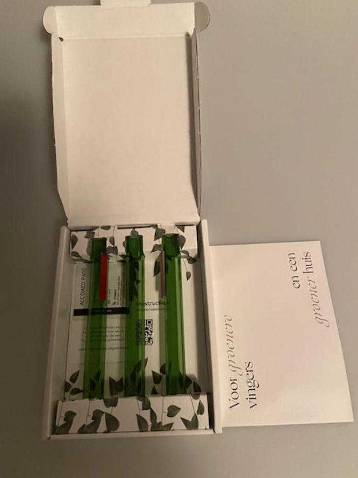 Muurbloempjes set van 3 Nieuw, Huis en Inrichting, Woonaccessoires | Vazen, Nieuw, Overige kleuren, Minder dan 50 cm, Glas, Ophalen of Verzenden