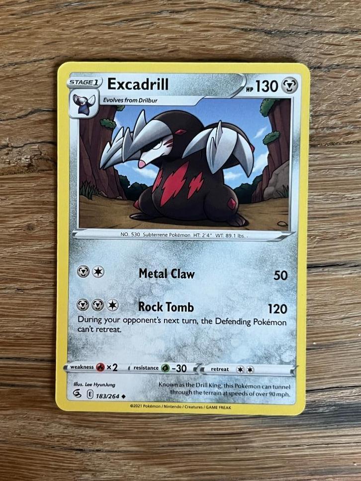 Excadrill 183/264 - Fusion Strike FST - Pokemon Kaart, Hobby en Vrije tijd, Verzamelkaartspellen | Pokémon, Nieuw, Losse kaart
