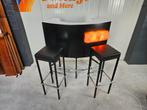 Vintage seventies barretje met krukken, Huis en Inrichting, Ophalen of Verzenden, Gebruikt, Inclusief barstoelen