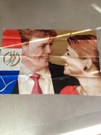Vlag trouwen Alexander en Maxima en twee  kranten ed., Diversen, Vlaggen en Wimpels, Ophalen of Verzenden, Gebruikt