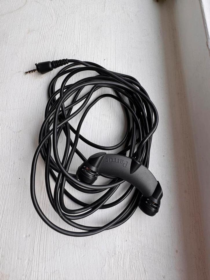 Microfoon auto Parrot carkit MK6100 MKi9000 MKi9100 MKi9200, Auto diversen, Carkits, Ophalen of Verzenden