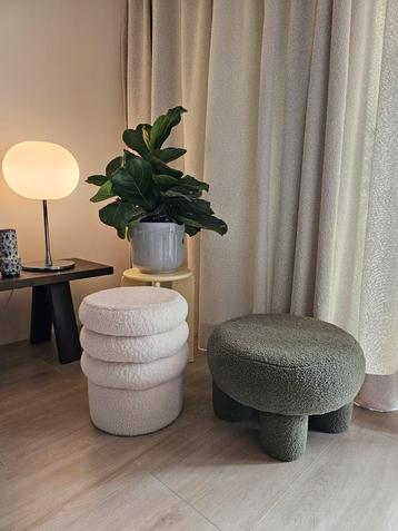 Teddy poef hocker salontafel bijzettafeltje  beschikbaar voor biedingen