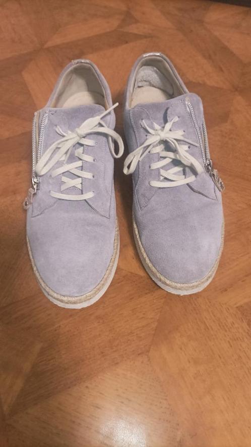 Durea nubuck leer sneakers maat 39 H, Kleding | Dames, Schoenen, Zo goed als nieuw, Sneakers of Gympen, Beige, Ophalen of Verzenden