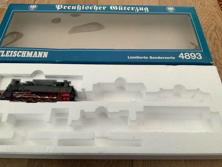 Fleischmann lok cat.nr.4823 digitaal in OVP 4893 tekst lezen, Hobby en Vrije tijd, Modeltreinen | H0, Zo goed als nieuw, Locomotief