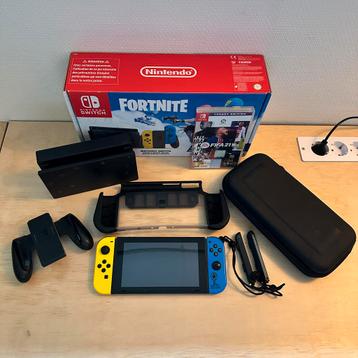 Nintendo switch Fortnite edition + game & toebehoren beschikbaar voor biedingen