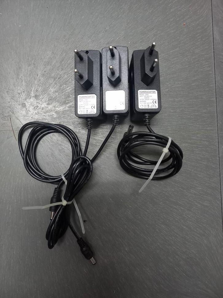 Model 1520 Power Adapter - 12V 100mA, Computers en Software, Accu's en Batterijen, Ophalen of Verzenden