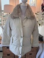 Chique, warme, Ecru/Crème jasje Max Mara, 38/M, ZGAN., Verzenden, Zo goed als nieuw, Maat 38/40 (M), Beige