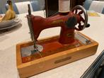 Vintage kinder naaimachientje., Antiek en Kunst, Ophalen
