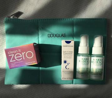 Banila Co Embryolisse Mario Badescu | Skincare Travel Set beschikbaar voor biedingen