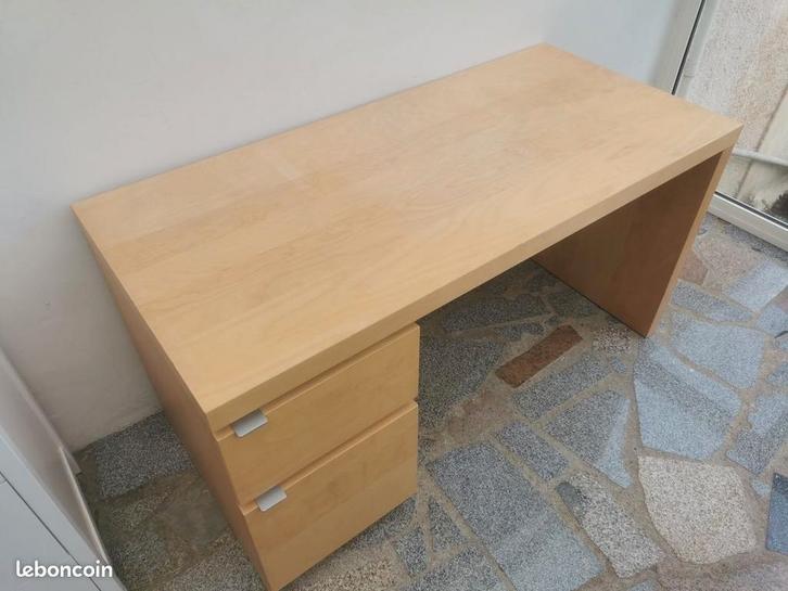 IKEA MALM bureau, Huis en Inrichting, Bureaus, Gebruikt, Bureau, Ophalen
