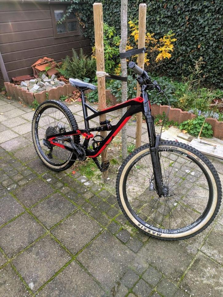 YT Jeffsy 27.5 Enduro MTB (12-speed) met Magura remmen, Fietsen en Brommers, Fietsen | Mountainbikes en ATB, Gebruikt, Overige merken