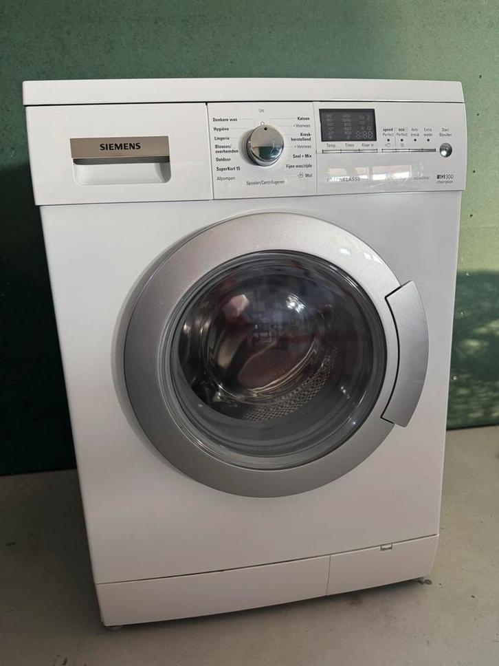 Wasmachine Siemens IQ300 champion A+++, Witgoed en Apparatuur, Wasmachines, Zo goed als nieuw, 6 tot 8 kg, Minder dan 85 cm, 1200 tot 1600 toeren