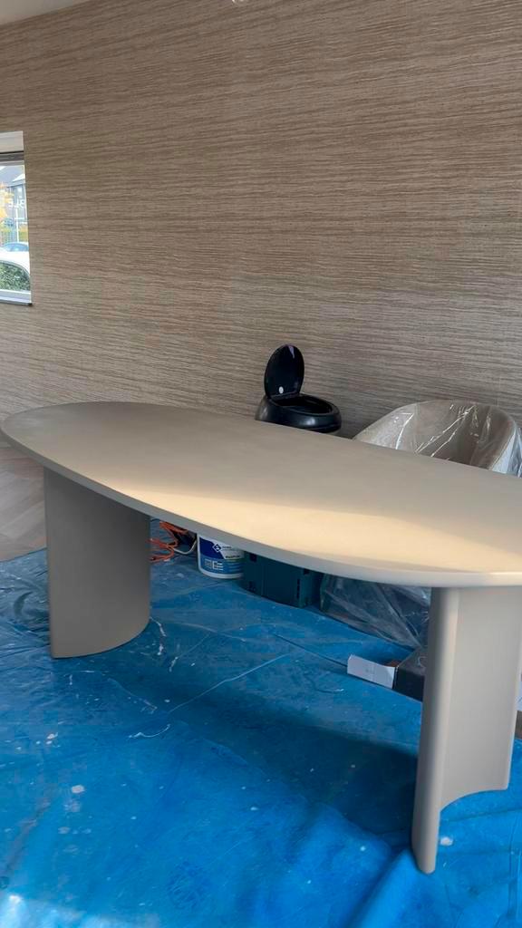 Organische tafel (NIEUW), Huis en Inrichting, Tafels | Eettafels, Nieuw, 50 tot 100 cm, 200 cm of meer, Vijf personen of meer