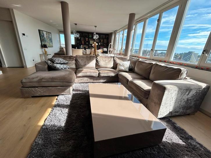Luxe Eric Kuster Hoekbank - Taupe Velours, Huis en Inrichting, Banken | Bankstellen, Gebruikt, Hoekbank, Vierpersoons of meer