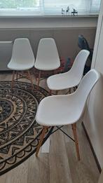 Kuipstoelen, Ophalen of Verzenden, Zo goed als nieuw, Wit, Vier