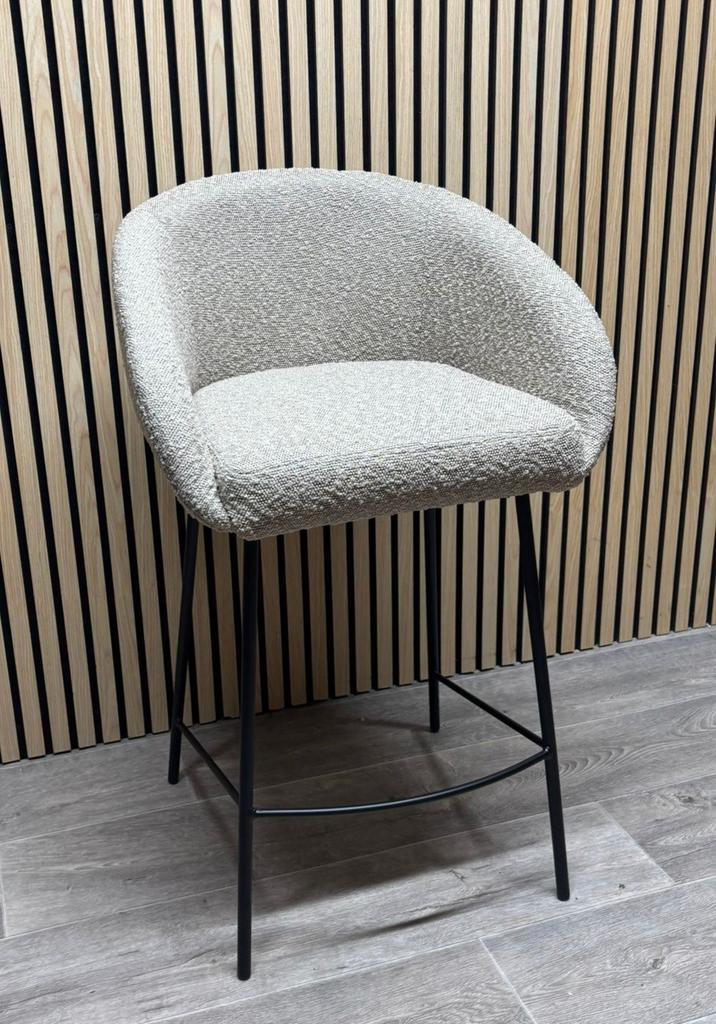 Barstoel -  Set van 2 (Taupe), Huis en Inrichting, Barkrukken, Nieuw, 60 tot 90 cm, 5 krukken of meer, Ophalen of Verzenden