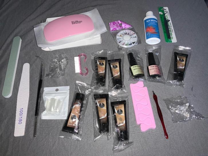 Complete set gelnagels incl lamp Nieuw, Sieraden, Tassen en Uiterlijk, Uiterlijk | Cosmetica en Make-up, Nieuw, Toebehoren, Handen en Nagels