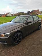 BMW 3-Serie 2.0IX 320 135KW Aut8 (f30) 2012 Bruin, Auto's, Achterwielaandrijving, 74 €/maand, 4 cilinders, Bruin
