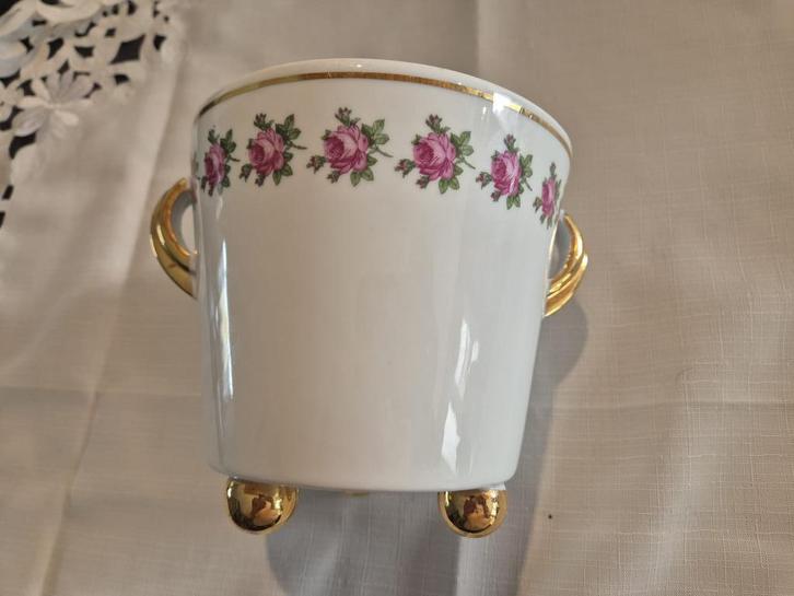 Weisswasser vintage pot rozen design - Porselein, Antiek en Kunst, Antiek | Porselein, Ophalen of Verzenden