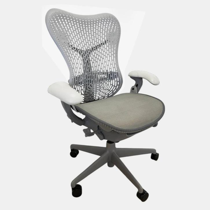Herman Miller Mirra Refurbished Bureaustoel, Huis en Inrichting, Bureaustoelen, Gebruikt, Bureaustoel, Grijs, Ophalen of Verzenden