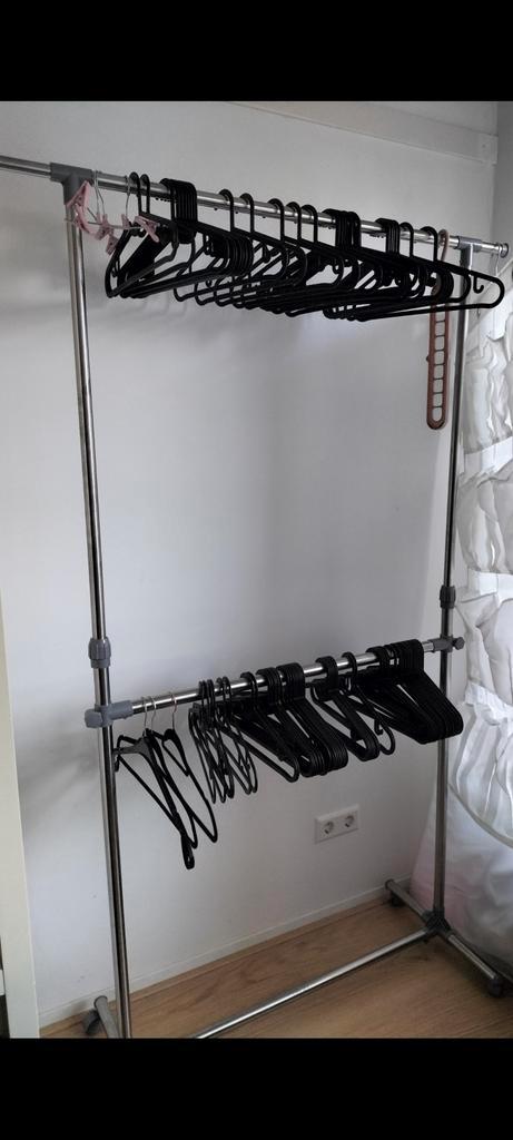 Dubbel Garderoberek - Kledingrek - Verstelbaar, Kleding | Dames, Kledingrekken, Zo goed als nieuw, Met wielen, Ophalen