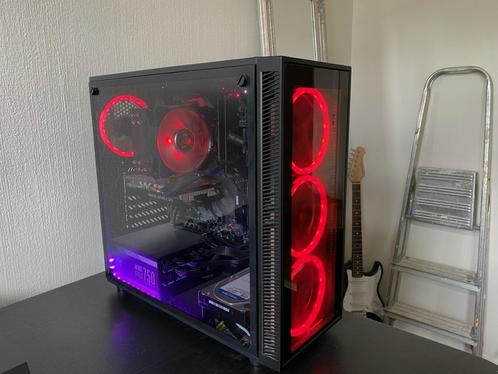 Custom game PC te koop + Razer toetsenbord/mousepad, Computers en Software, Desktop Pc's, Zo goed als nieuw, 4 Ghz of meer, HDD