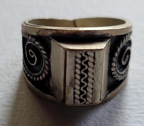 Antieke BERBER RING / Marokkaanse Ring Maat: 18 mm, Antiek en Kunst, Antiek | Kleding en Accessoires, Dames, Heren, Ophalen of Verzenden