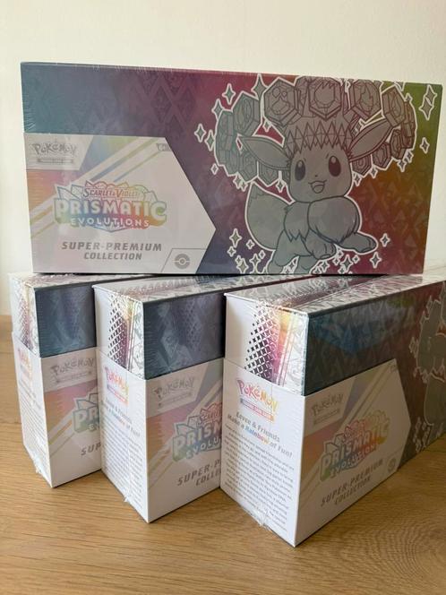Pokémon Prismatic Evolutions Super Premium Collections (new), Hobby en Vrije tijd, Verzamelkaartspellen | Pokémon, Nieuw, Ophalen of Verzenden