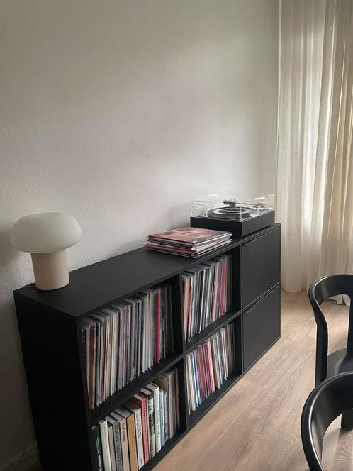 Tylko kast zwart, Huis en Inrichting, Kasten | Boekenkasten, Zo goed als nieuw, 150 tot 200 cm, Minder dan 100 cm, 25 tot 50 cm