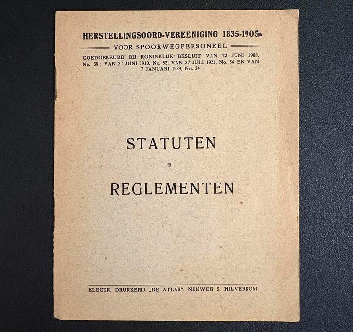 Statuten en reglementen herstellingsoord Vorden (1929), Verzamelen, Spoorwegen en Tramwegen, Zo goed als nieuw, Trein, Boek of Tijdschrift