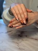 Wimper en nagelstyliste, Ophalen