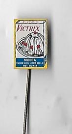 Sp55 speldje victrix mocca pudding, Verzamelen, Speldjes, Pins en Buttons, Ophalen of Verzenden, Gebruikt, Overige onderwerpen