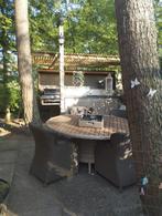 Ruim LChalet te koop met dubbele veranda en dubbele schuur, Tot en met 4