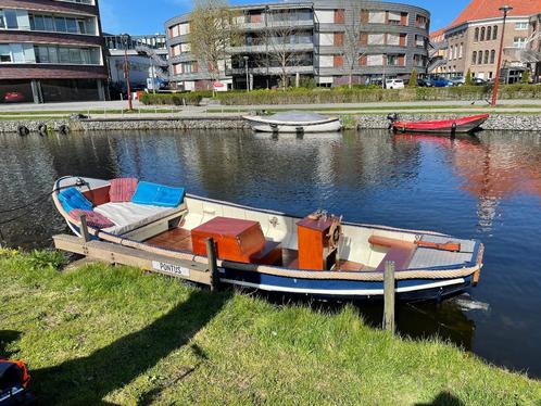 Vlet / grachtenboot, Watersport en Boten, Sloepen, Gebruikt, Tot 10 pk, 3 tot 6 meter, Binnenboordmotor, Diesel, Staal, Ophalen