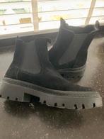 ESPRIT enkellaars zwart suede maat 39 NIEUW, Ophalen of Verzenden, Nieuw