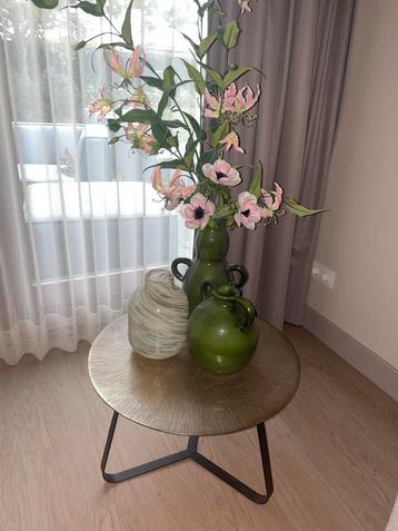 Groene Vazen Set + Kunstbloem beschikbaar voor biedingen