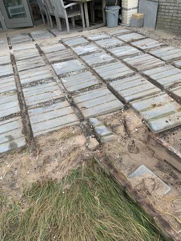 Terrastegel 50x50 beschikbaar voor biedingen