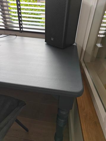 Tafel - perfect voor uw eethoek én/of als thuiswerkplek beschikbaar voor biedingen