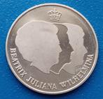 Herdenkingsuitgifte Drie koninginnen -100 jaar Rabobank 1998, Postzegels en Munten, Verzenden, Overige materialen, Nederland