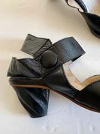 J98 Lisa Tucci mt. 37,5 open leren schoenen pumps zwart leer, Zwart, Zo goed als nieuw, Lisa Tucci, Ophalen of Verzenden