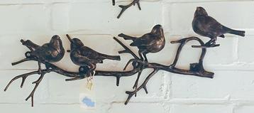 4 VOGELS OP TAK / BRONS / WANDHANGER / horizontaal beschikbaar voor biedingen
