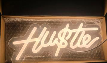 LED sign HU$TLE  beschikbaar voor biedingen