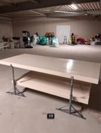Presentatie tafel, Ophalen, 200 cm of meer, Zo goed als nieuw, 25 tot 50 cm